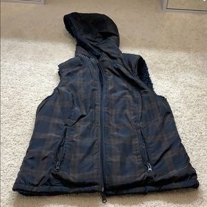 REVERSIBLE Sherpa vest